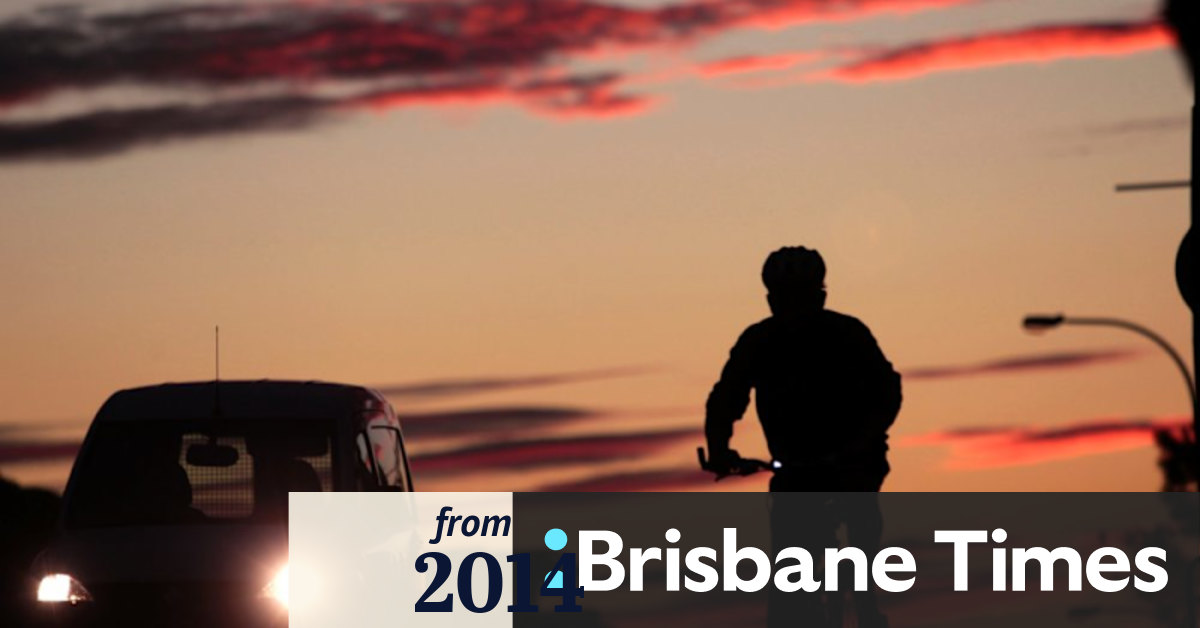 Queensland cyclist helmet laws to stay